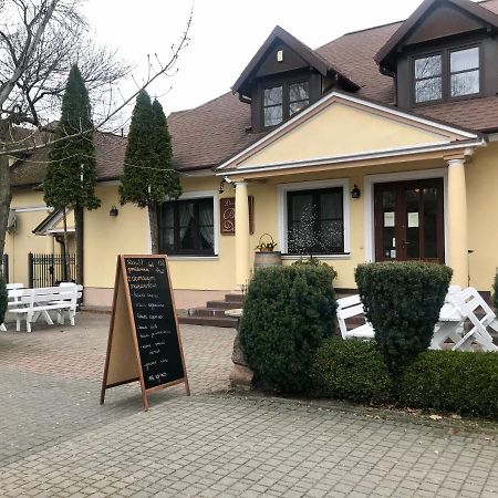 Dworek Biala Dama Неборув Экстерьер фото