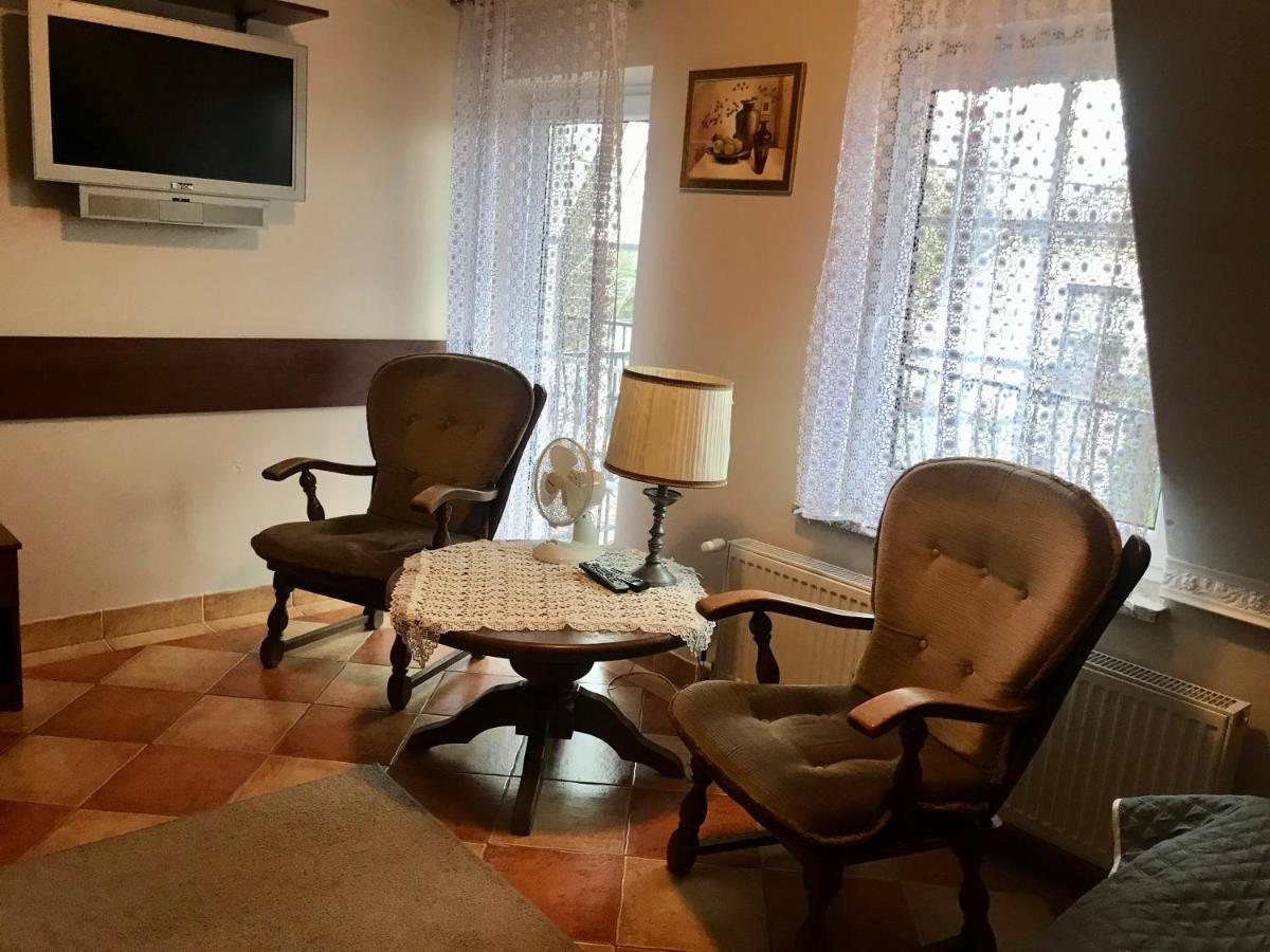 Dworek Biala Dama Неборув Экстерьер фото